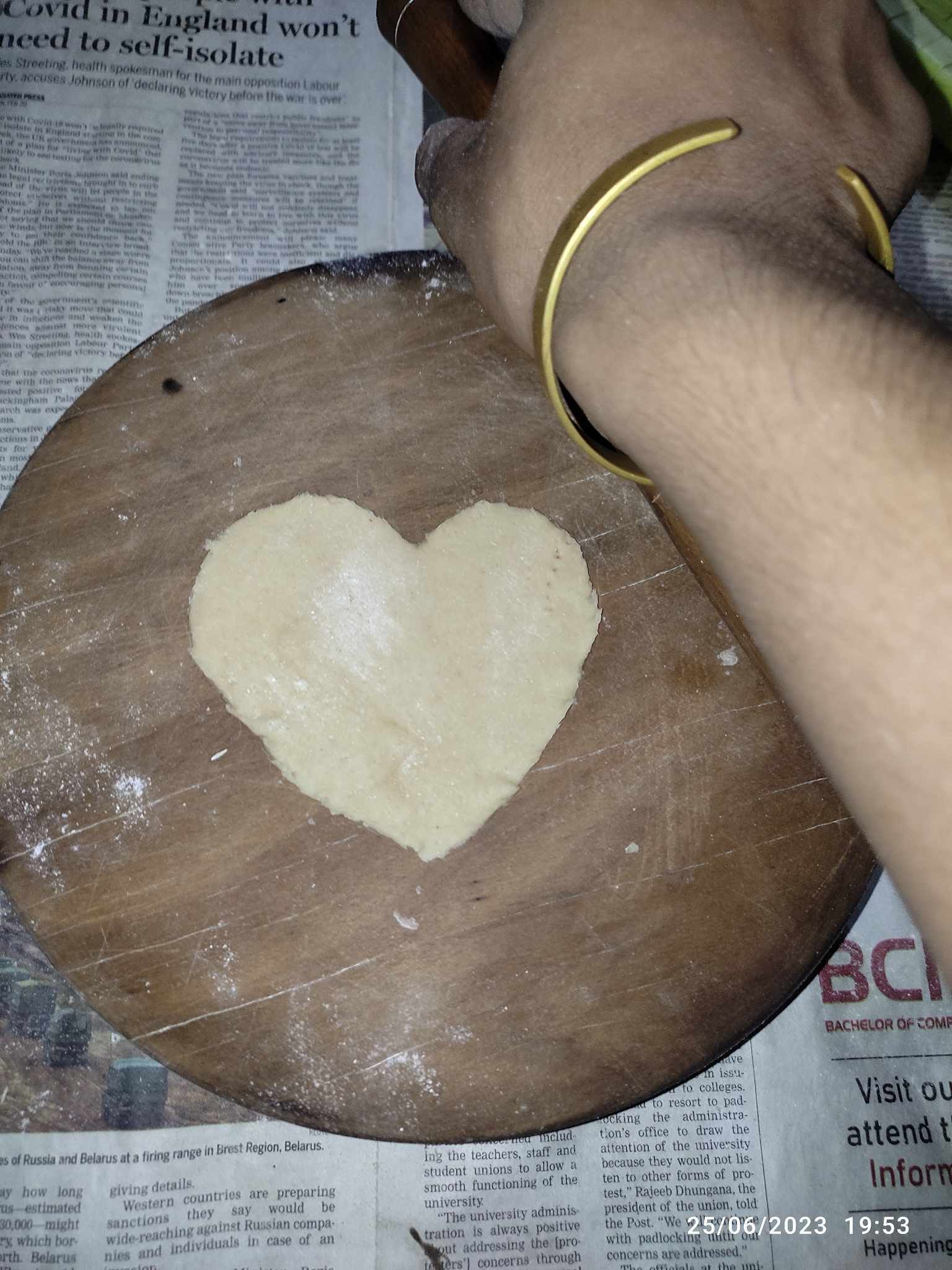 Love or heart shape roti made by me (Adarasha Gaihre or call me Aakku)